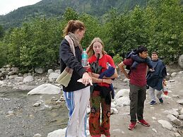 Madpackers Manali - Hostel