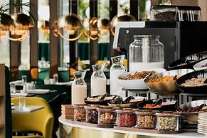 Crowne Plaza Warsaw - The HUB by IHG