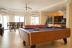 Majestice Pool Villa 4 Bedrooms