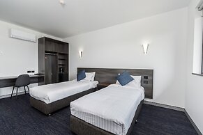 Thornton Executive Hotel