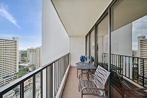 Deluxe 21st Floor Corner Condo with Diamond Head Views, FREE Parking &