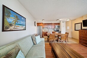 Deluxe 21st Floor Corner Condo with Diamond Head Views, FREE Parking &