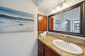 Deluxe 21st Floor Corner Condo with Diamond Head Views, FREE Parking &