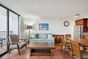 Deluxe 21st Floor Corner Condo with Diamond Head Views, FREE Parking &