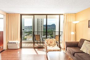 Deluxe 21st Floor Corner Condo with Diamond Head Views, FREE Parking &