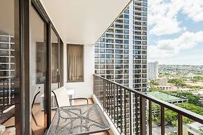 Deluxe 21st Floor Corner Condo with Diamond Head Views, FREE Parking &
