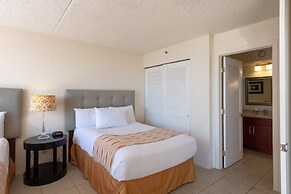 Fully Equipped 23rd Floor Condo at the Waikiki Banyan by Koko Resort V