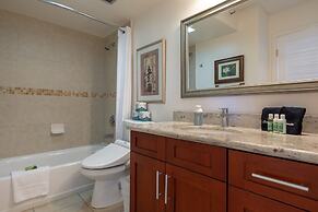 Fully Equipped 23rd Floor Condo at the Waikiki Banyan by Koko Resort V