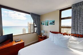 Waikiki Banyan Condo Located One Block From Waikiki Beach! by Koko Res