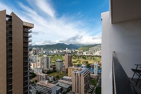Waikiki Banyan Condo Located One Block From Waikiki Beach! by Koko Res