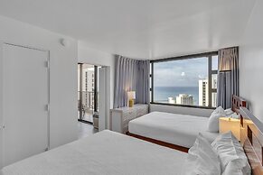 Waikiki Banyan Condo Located One Block From Waikiki Beach! by Koko Res
