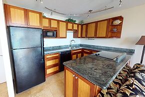 Waikiki Banyan Condo Located One Block From Waikiki Beach! by Koko Res