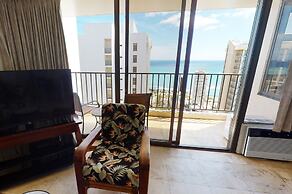 Waikiki Banyan Condo Located One Block From Waikiki Beach! by Koko Res