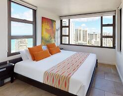 Artsy 32nd Floor Condo with Modern Furnishings & Gorgeous Ocean Views 