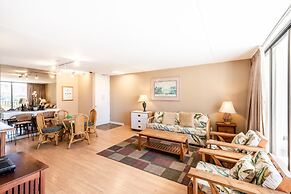 Spacious 14th Floor Corner Suite, Partial Diamond Head and Ocean Views