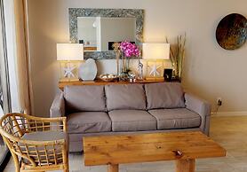 High Level Waikiki Condo - Enjoy Ocean Views From Your Private Lanai! 