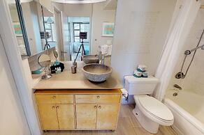 High Level Waikiki Condo - Enjoy Ocean Views From Your Private Lanai! 