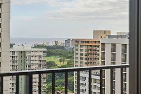 Gorgeous High Rise Waikiki Condo with Ocean and Diamond Head Views by 