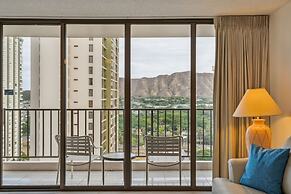 Gorgeous High Rise Waikiki Condo with Ocean and Diamond Head Views by 