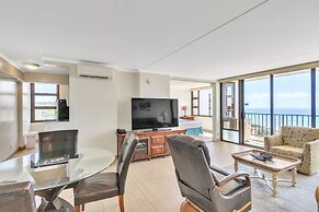 37th Floor Condo with Sweeping Ocean Views & Free parking! by Koko Res