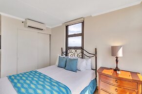 37th Floor Condo with Sweeping Ocean Views & Free parking! by Koko Res