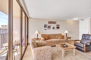 37th Floor Condo with Sweeping Ocean Views & Free parking! by Koko Res