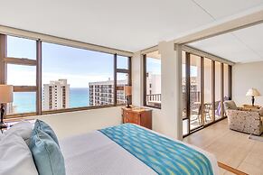 37th Floor Condo with Sweeping Ocean Views & Free parking! by Koko Res