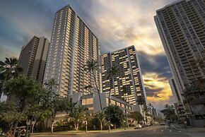 Standard Ocean View Condo - 36th Floor, Free parking & Wifi by Koko Re