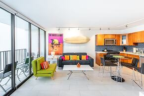 Deluxe Garden View Waikiki Banyan, Free Parking by Koko Resort Vacatio