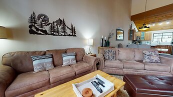 Woodlands #25 3 Bedroom Condo