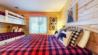 Forest Creek 29 Forest Setting Mountain Townhouse with Private Jacuzzi