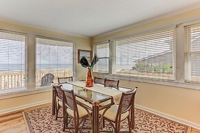 South Fletcher Beachfront Home by RedAwning