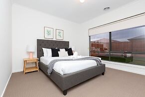 Resortstyle 4BR House With Parking@werribee