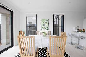 Captivating Large 4br@narre Warren