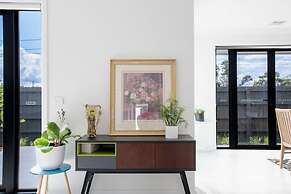 Captivating Large 4br@narre Warren