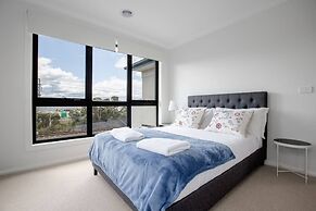 Captivating Large 4br@narre Warren