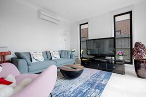 Captivating Large 4br@narre Warren