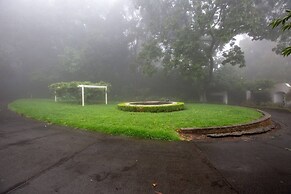 Classic 5 Beds Mt Dandenong Resort