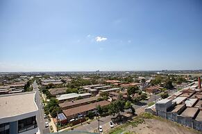 The Lively City 2bed 2 Bath APT @footscray