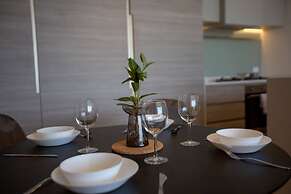 The Lively City 2bed 2 Bath APT @footscray