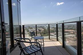 The Lively City 2bed 2 Bath APT @footscray