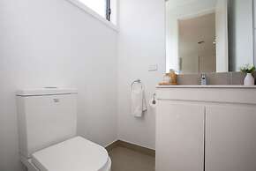 Stunning 3beds Near Knox Shopping Centro@wantirna