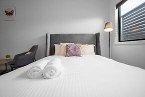 Stunning 3beds Near Knox Shopping Centro@wantirna