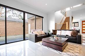 Stunning 3beds Near Knox Shopping Centro@wantirna
