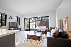 Stunning 3beds Near Knox Shopping Centro@wantirna