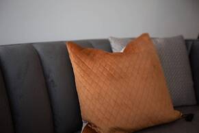 Delightful 2BR Riverview@docklands