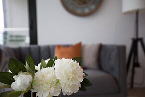 Delightful 2BR Riverview@docklands