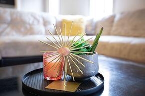 Gorgeous 4BR Home in Point Cook