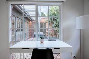 Lots Love Life Garden View Amazing Five Bedrooms