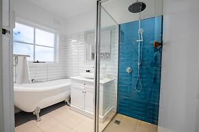 Lots Love Life Garden View Amazing Five Bedrooms